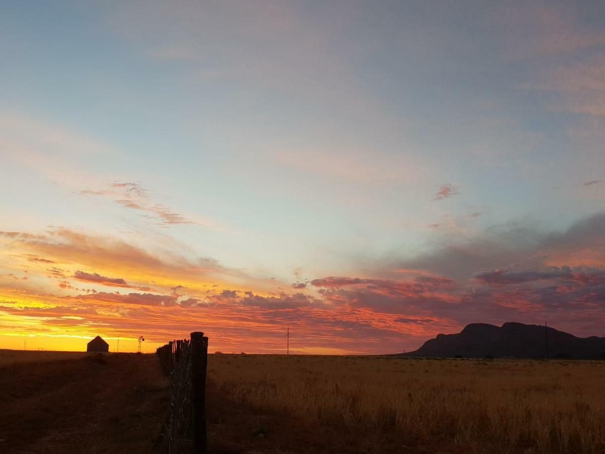 Thabile Lodge Oudtshoorn Dış mekan fotoğraf
